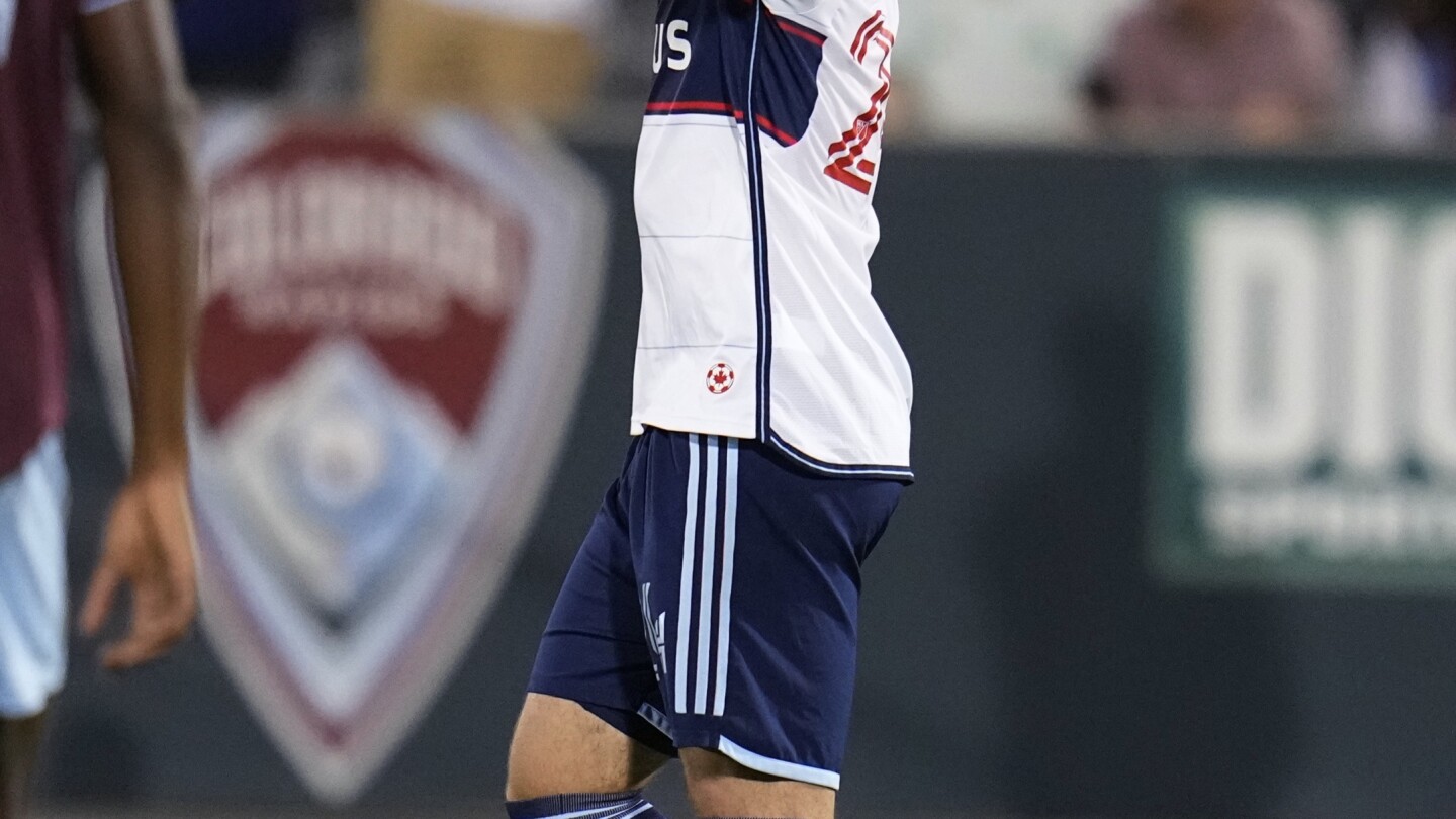 Brian White marque son 13e but de la saison pour aider les Whitecaps à égaliser les Rapids 2-2