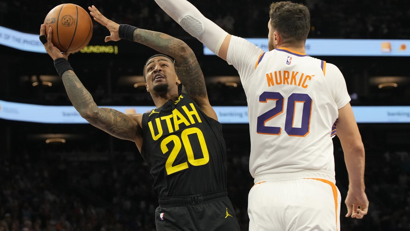Kevin Durant marque 26 points alors que les Suns gèrent facilement le Jazz 126-104