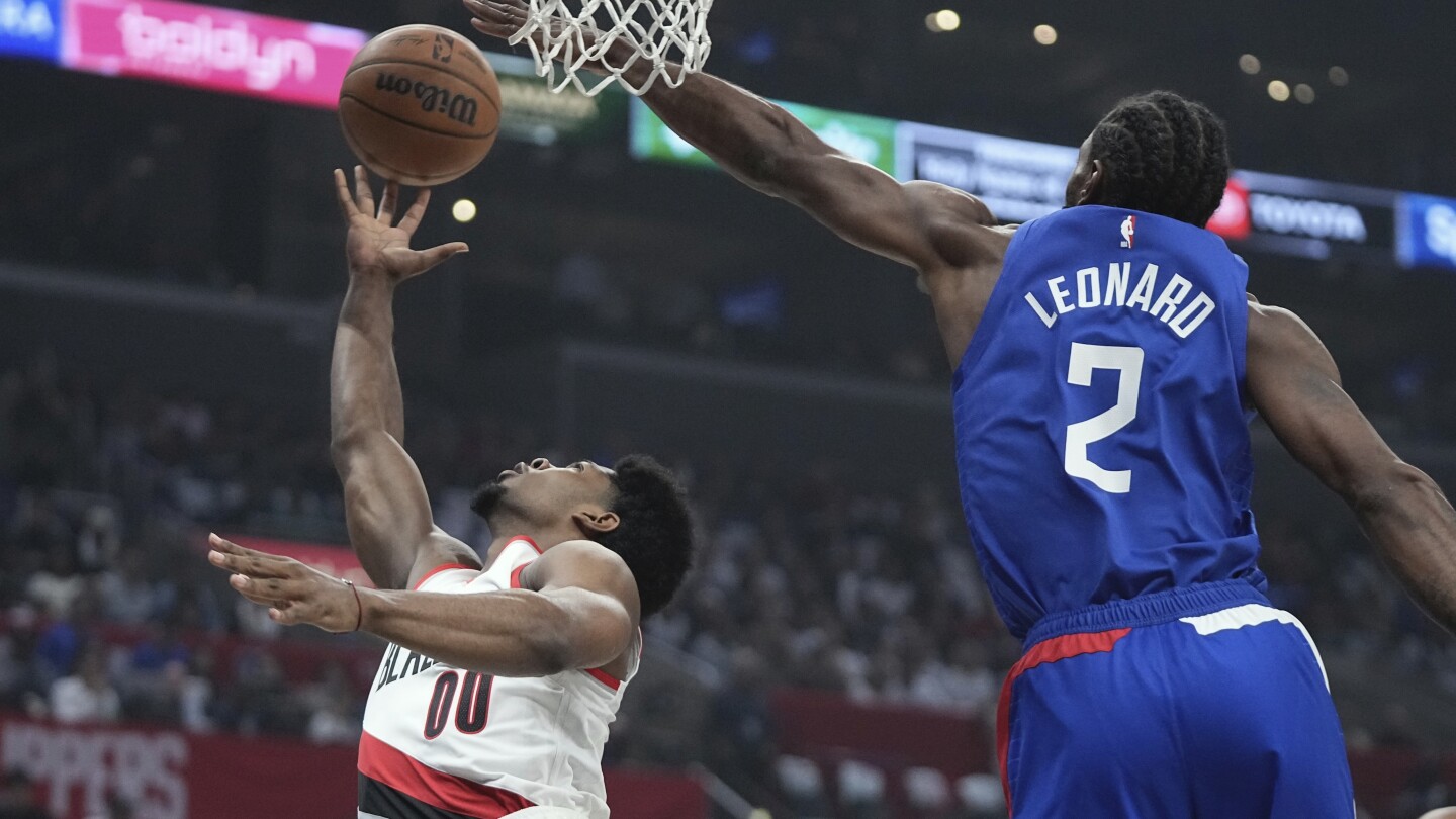 Leonard et George dominent lors de la victoire 123-111 des Clippers contre les Trail Blazers pour ouvrir la saison