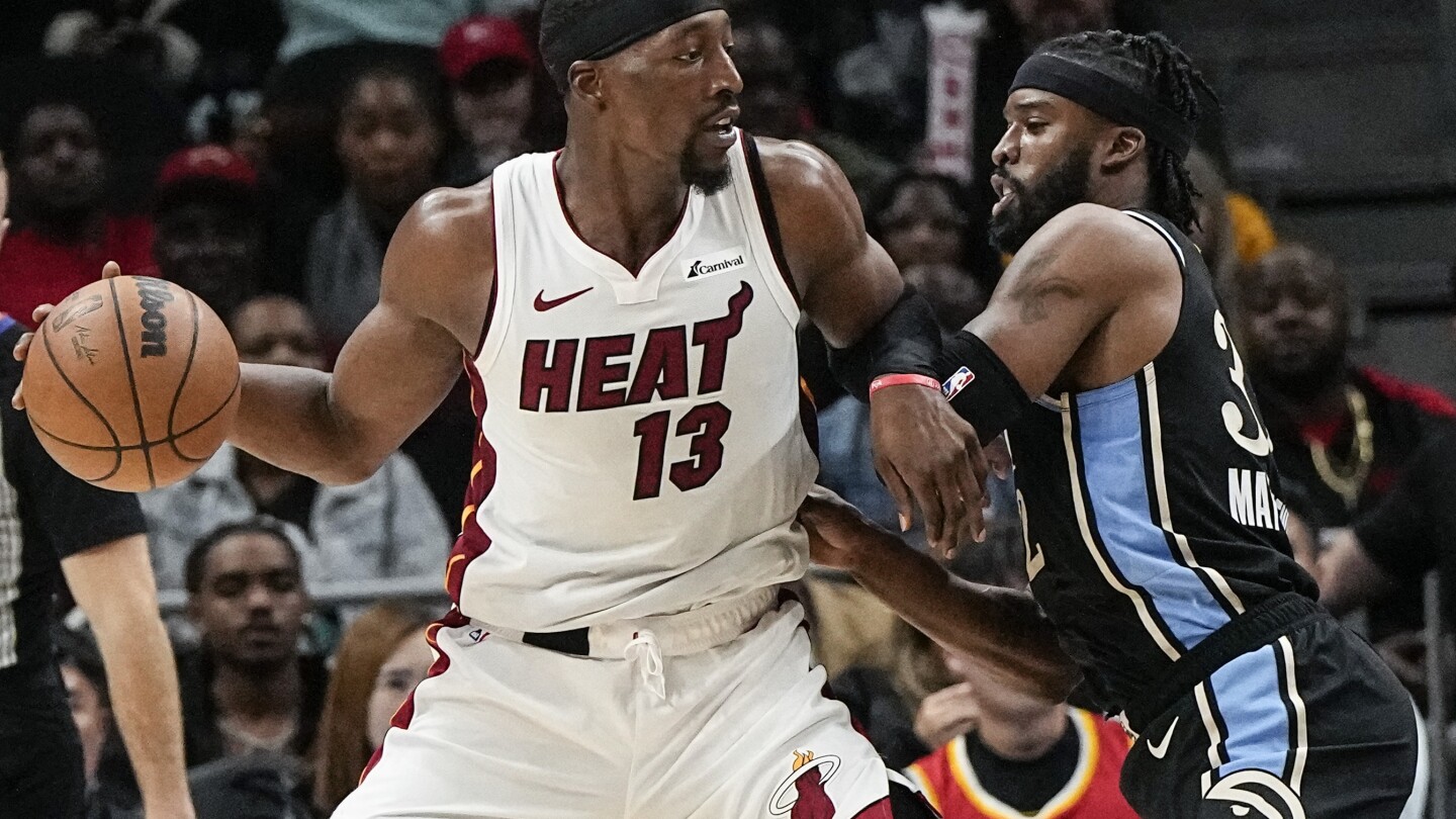 Adebayo marque 26 points alors que le Heat épuisé montre sa profondeur lors de la victoire 117-109 contre les Hawks