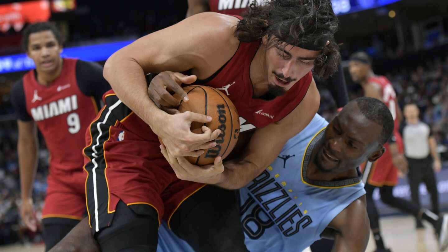 Bam Adebayo marque 30 points, Jaime Jaquez Jr. marque 3 points en fin de match alors que Heat bat les Grizzlies 108-102