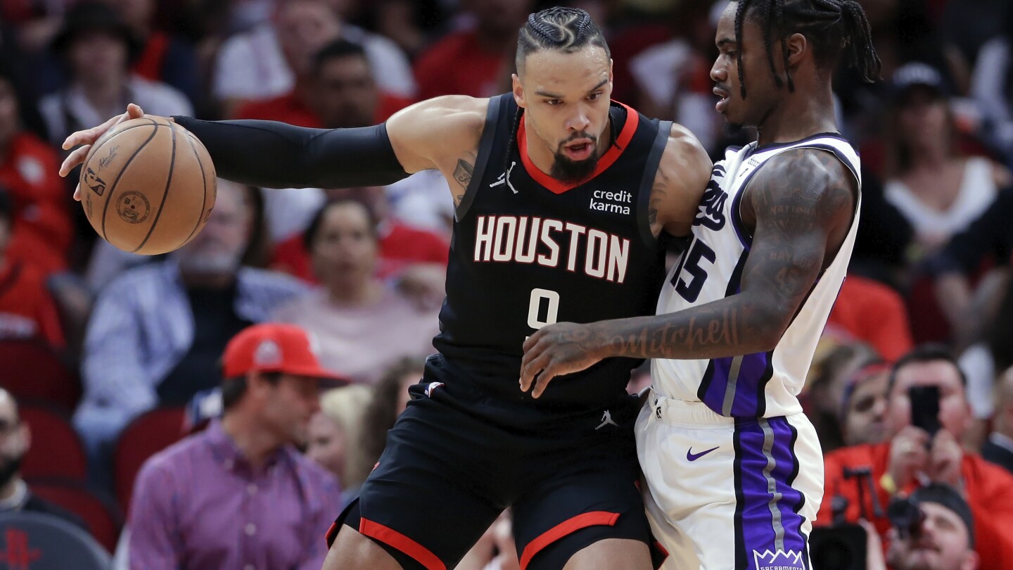 Brooks réalise un gros quatrième quart-temps et marque 26 points pour mener les Rockets contre les Kings 107-89