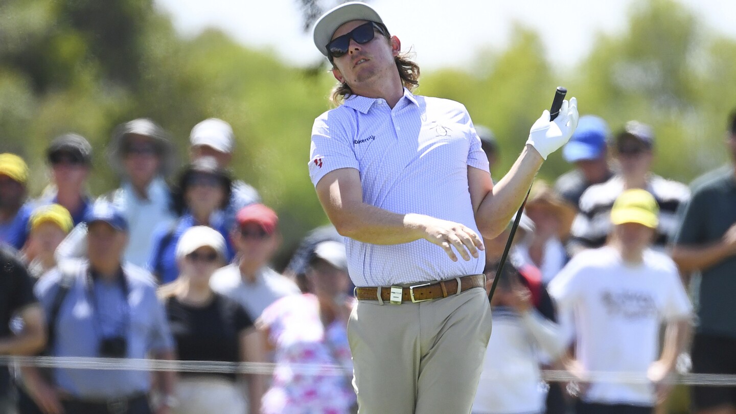 Cam Smith rate le cut dans la défense du titre australien de la PGA.  Lee mène par un tir de Scott