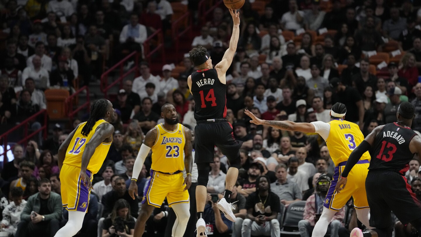 Heat perdra Tyler Herro pendant au moins 2 semaines en raison d'une entorse à la cheville droite