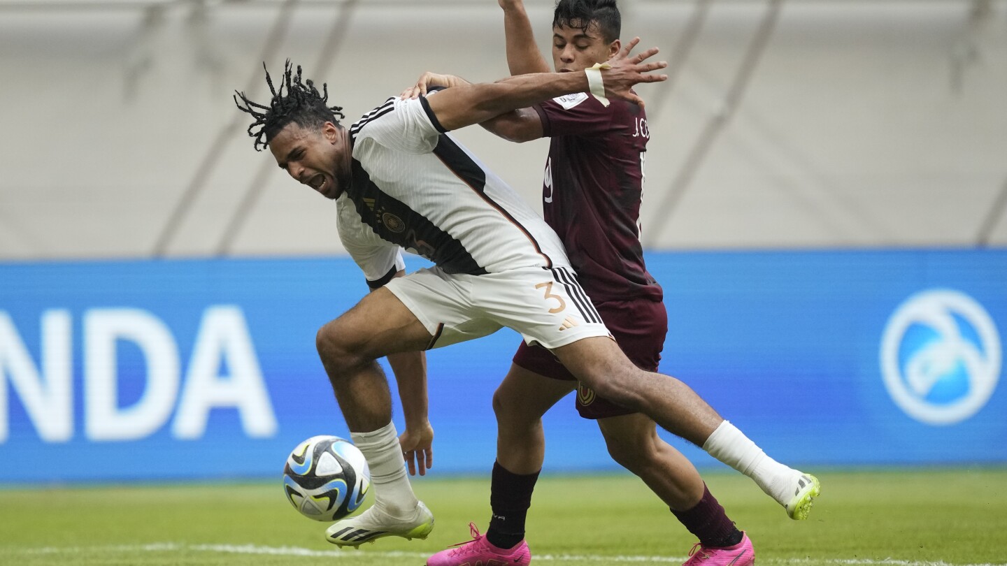 La fédération allemande de football limite les commentaires sur Facebook suite à des abus racistes dirigés contre des joueurs U17