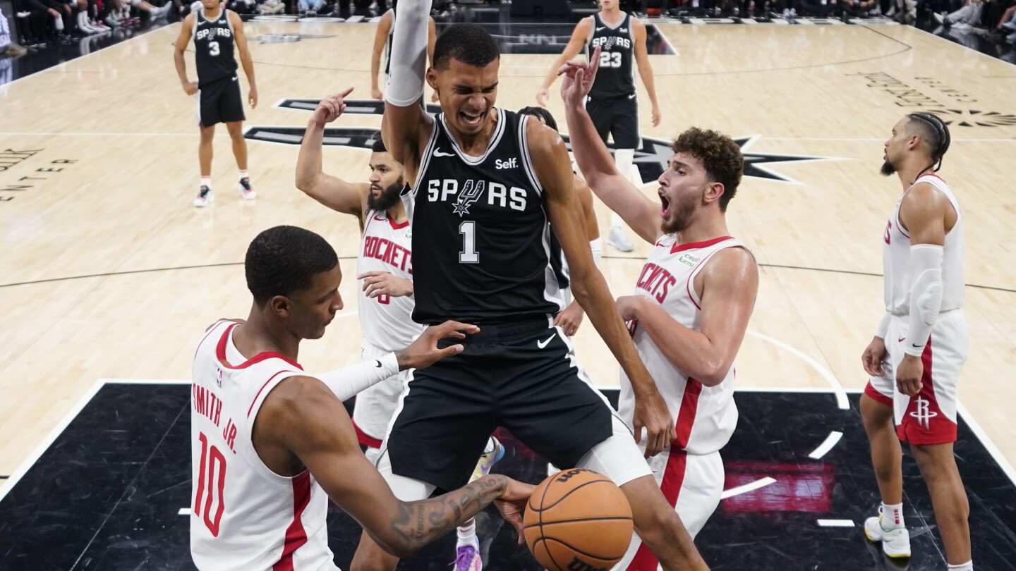 La formation NBA de Victor Wembanyama est en cours.  L'adolescent français réussit les premiers tests