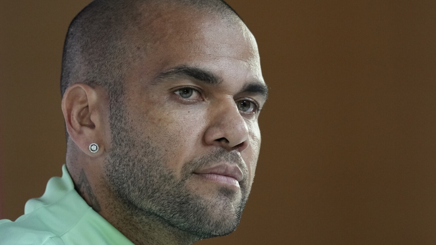 Le footballeur brésilien Dani Alves sera jugé pour agression sexuelle en Espagne