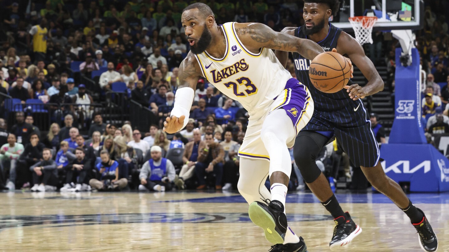 LeBron James, de retour à Miami avec les Lakers, revient sur ses 4 saisons au Heat