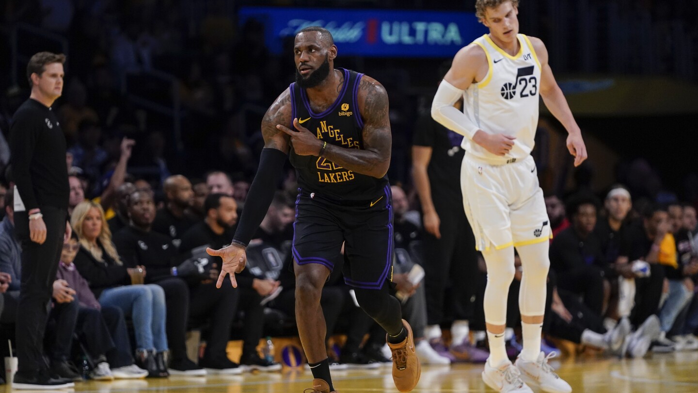 LeBron marque son 39 000e point, les Lakers raflent le tournoi en groupe avec une victoire de 131-99 contre l'Utah