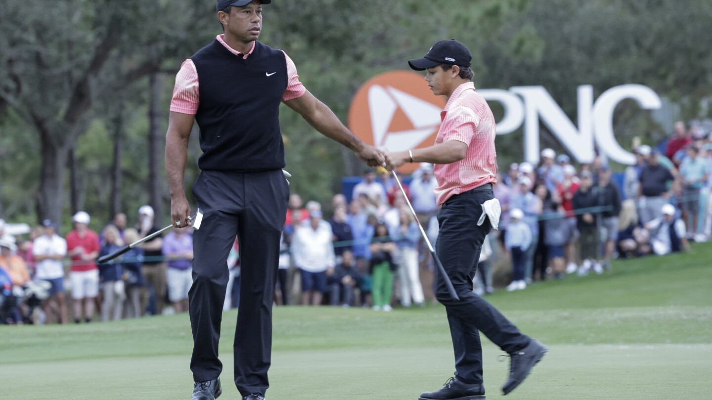 Tiger Woods et son fils Charlie joueront à nouveau au championnat PNC