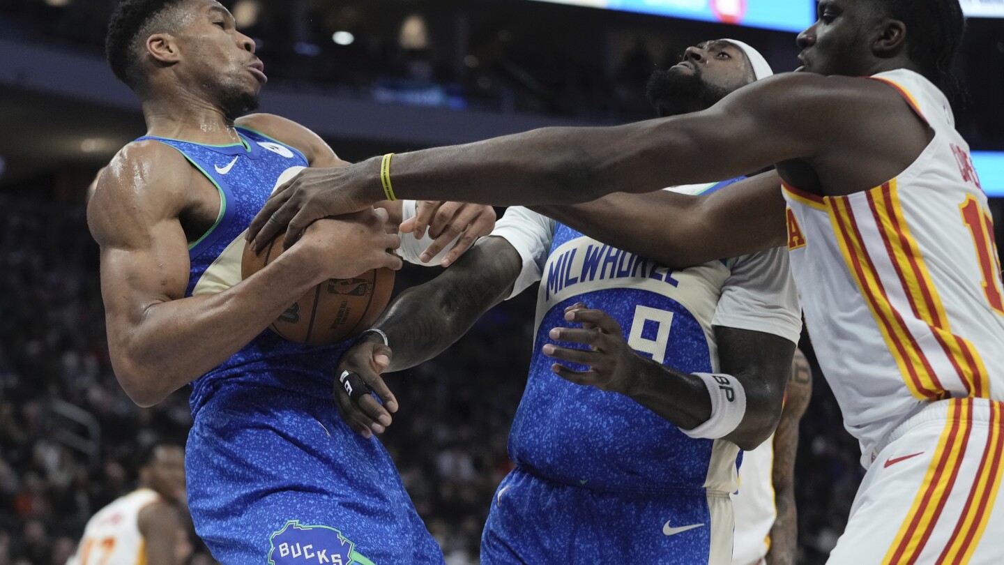 Antetokounmpo a réalisé son premier triple-double de la saison et son 36e au total, aidant les Bucks à battre les Hawks 132-121.