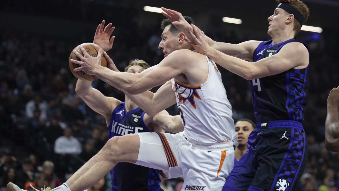 Domantas Sabonis réalise un triple-double, les Kings battent les Suns en difficulté 120-105