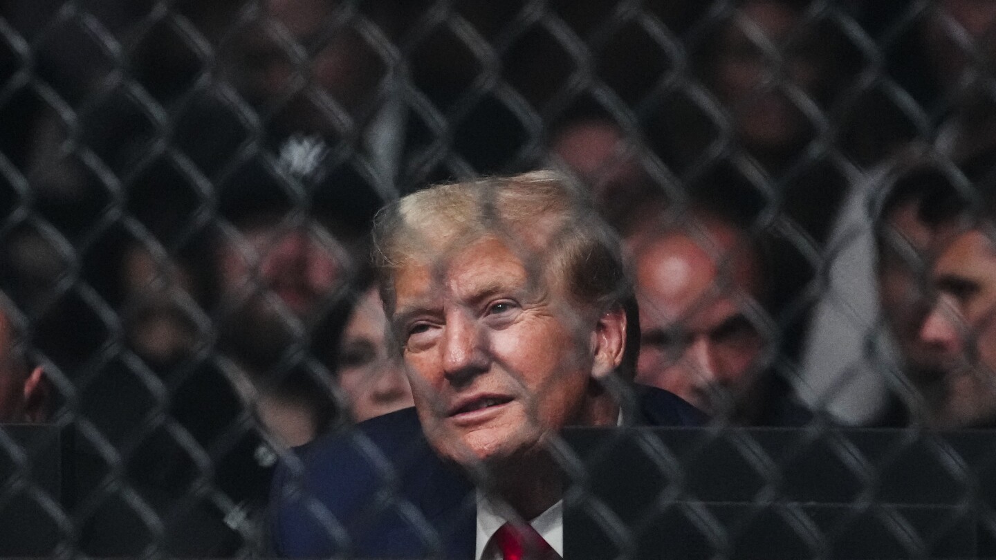 Donald Trump dit que LIV Golf retournera sur son parcours Doral en avril