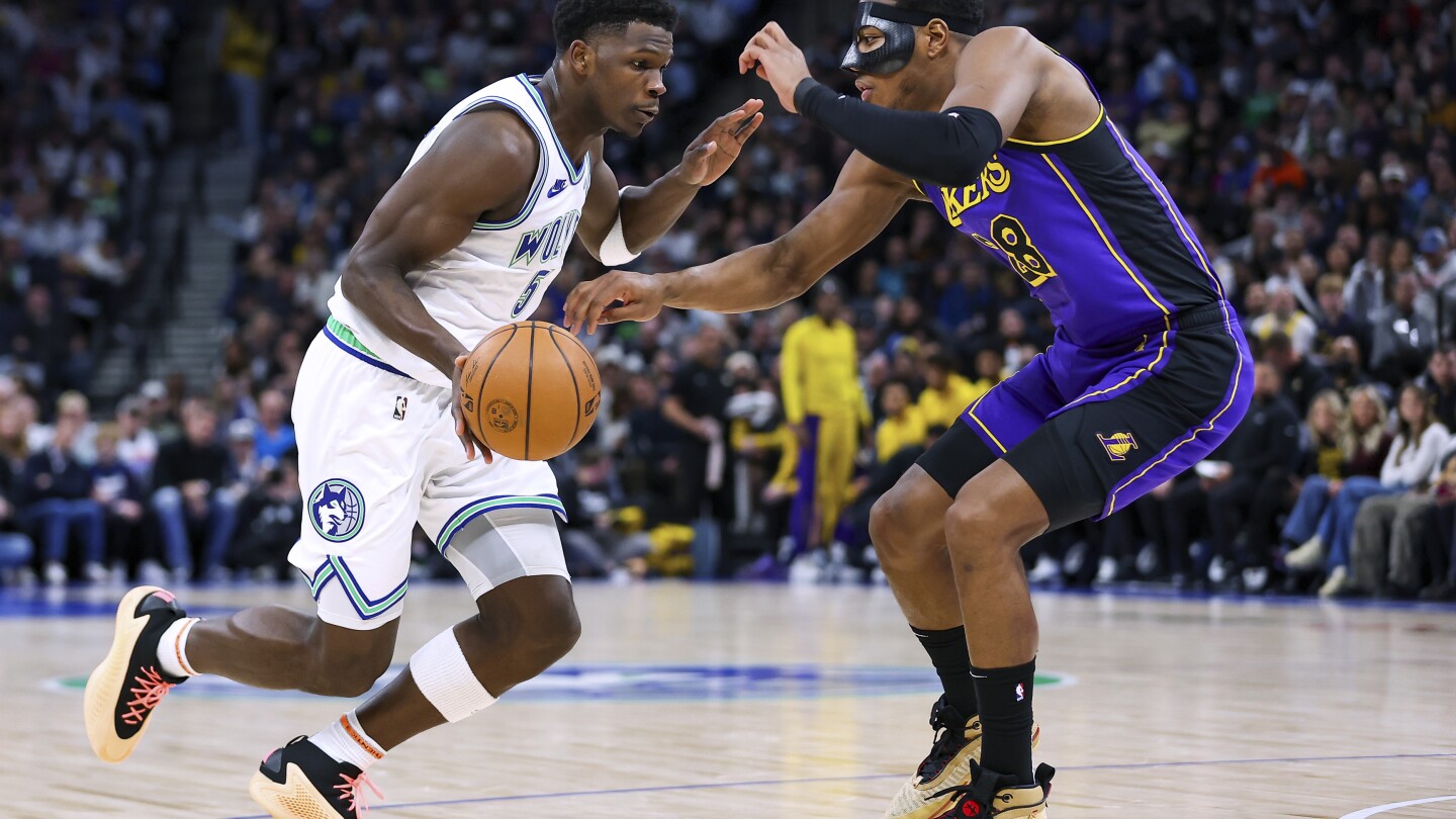 Edwards marque 31 buts, les Timberwolves tiennent bon pour battre les Lakers 108-106 à l'occasion du 39e anniversaire de LeBron