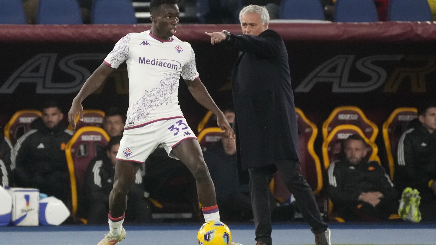 Feyenoord rencontre la Roma en séries éliminatoires de la Ligue Europa lors d'une répétition de la finale de la Ligue de conférence 2022