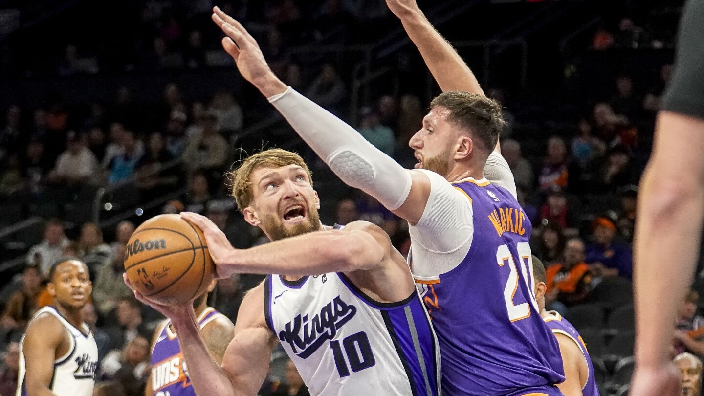 Fox marque 23 points sur 34 au 4e quart-temps, les Kings s'écartent tard pour battre les Suns 114-106