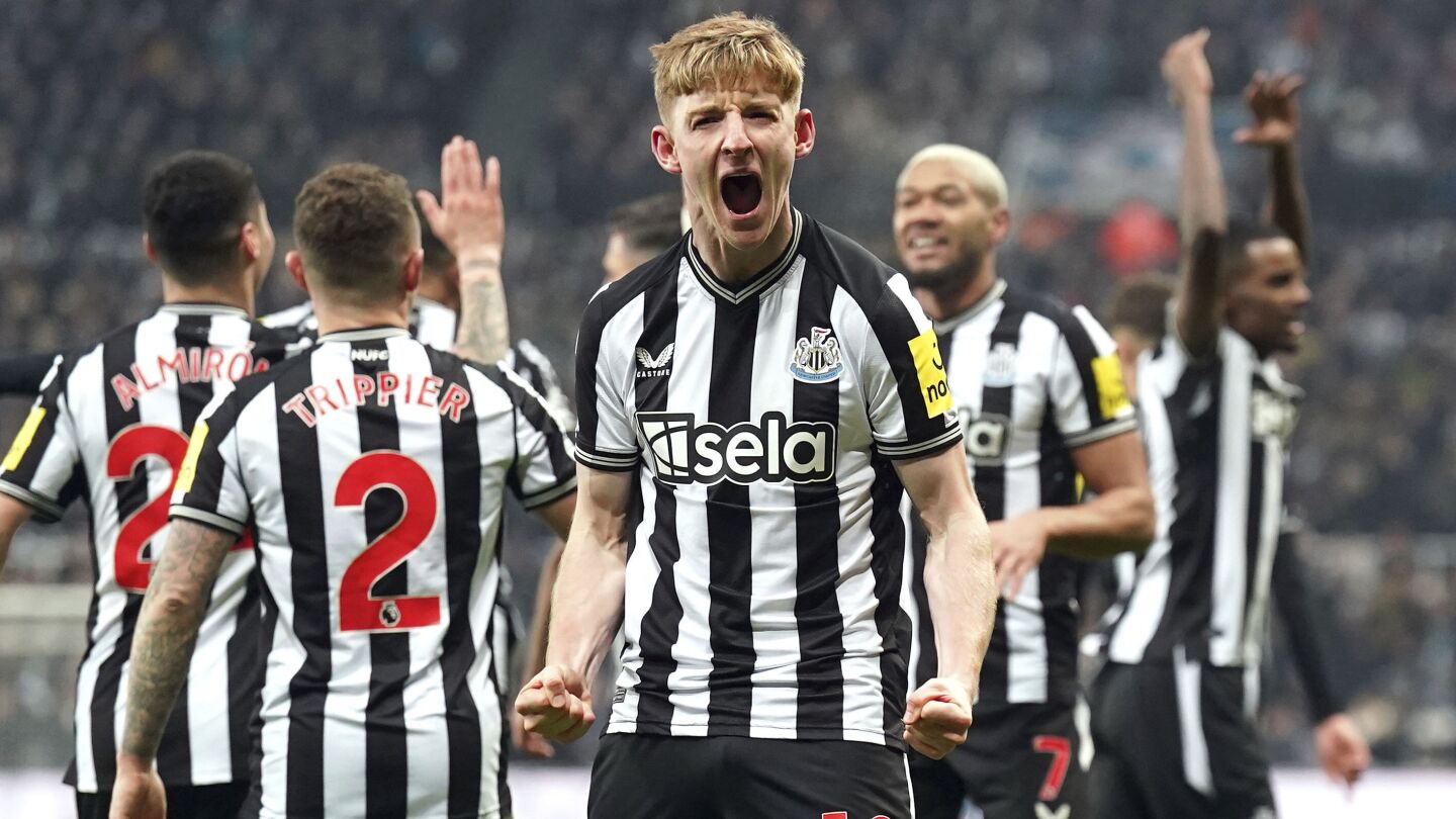 Gordon continue sa séquence de buts à domicile pour remporter la victoire de Newcastle contre Man United en EPL
