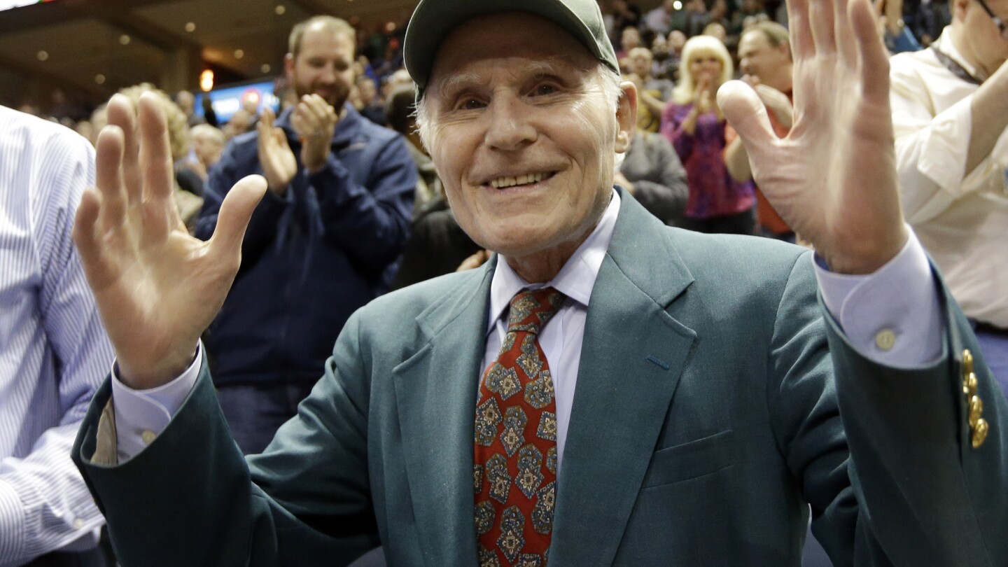 Herb Kohl, ancien sénateur américain et propriétaire des Milwaukee Bucks, est décédé à 88 ans