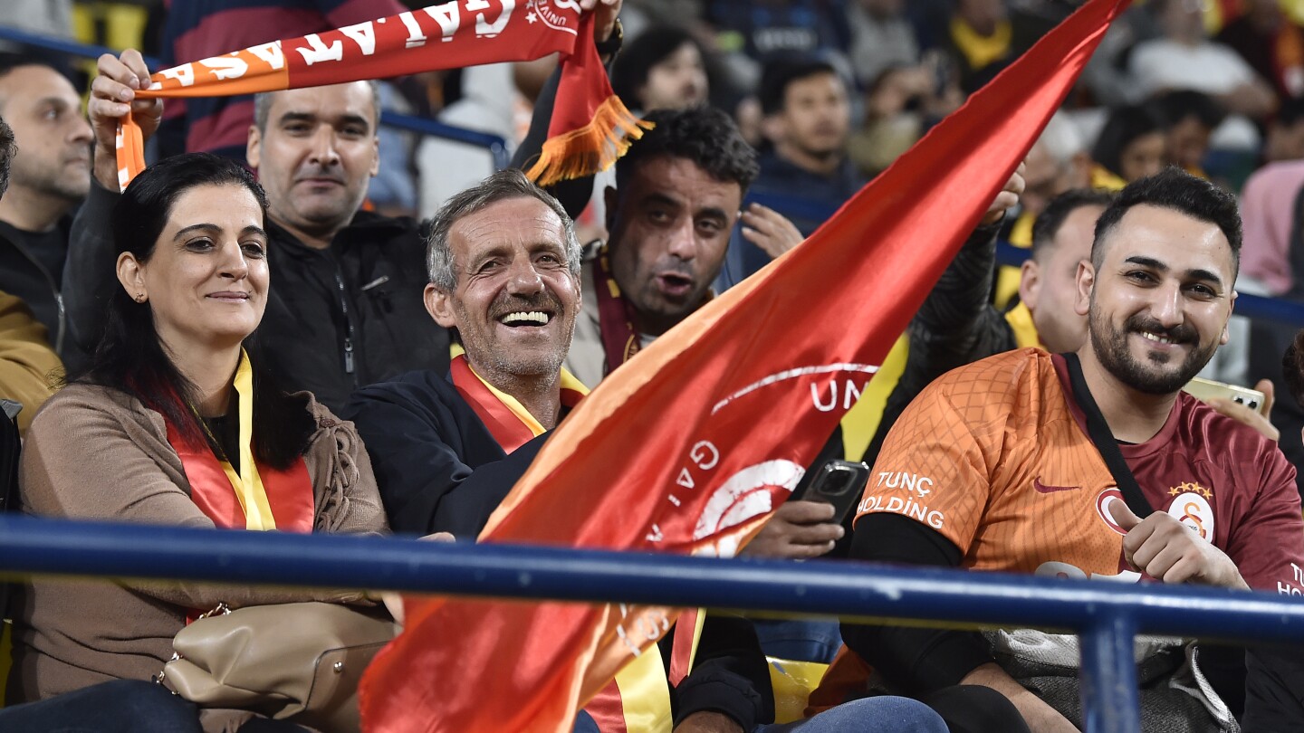 La finale de la Super Coupe de Turquie à Riyad annulée en raison d'un différend sur le maillot avec les responsables saoudiens