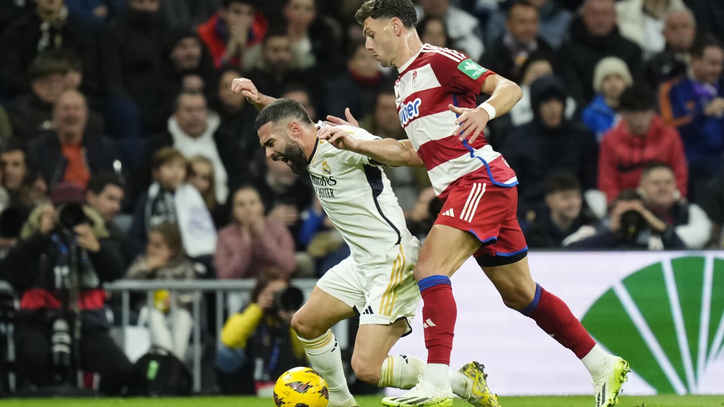 Le défenseur du Real Madrid Carvajal absent jusqu'à l'année prochaine en raison d'une blessure au mollet