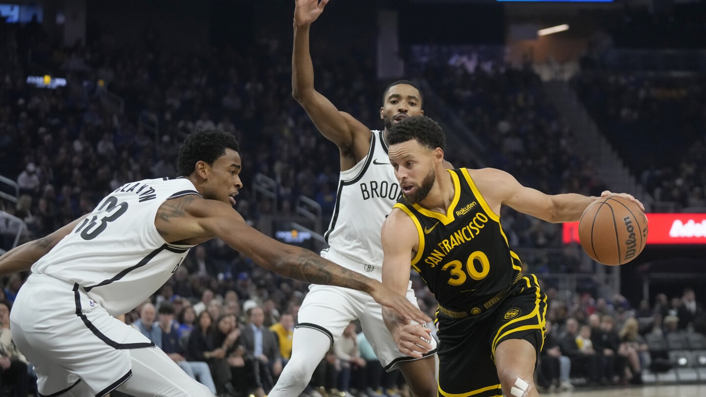 Le grand quatrième quart-temps de Stephen Curry envoie les Warriors devant les Nets 124-120 pour mettre fin à un dérapage de trois matchs