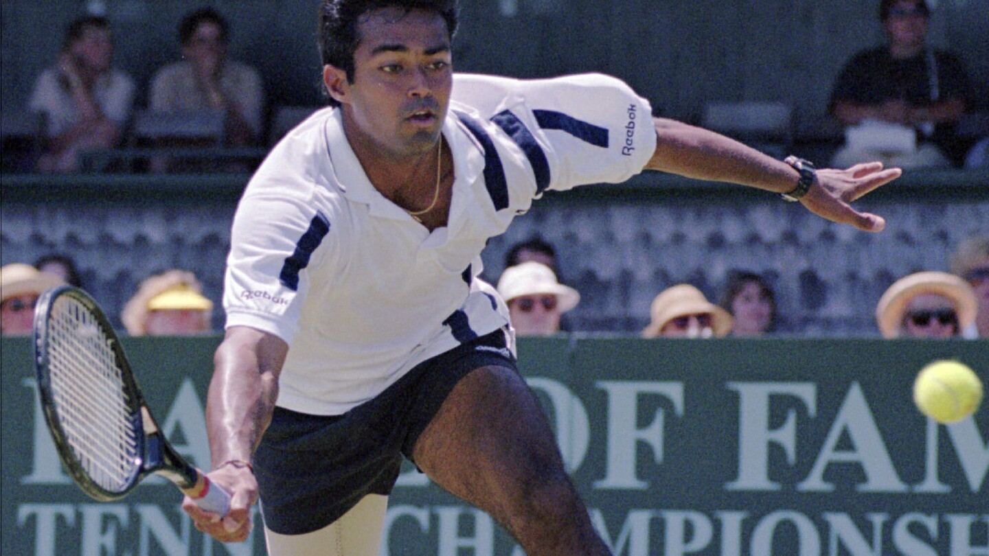 Leander Paes et Vijay Amritraj sont les premiers hommes asiatiques élus au Temple de la renommée du tennis