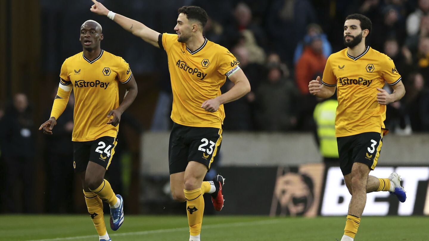 Les loups dominent Everton pour leur plus grande victoire à domicile en EPL