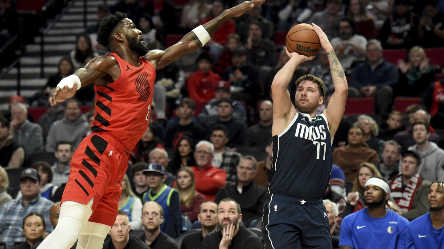 Luka Doncic réalise un triple-double lors de la victoire 131-120 des Mavericks contre les Trail Blazers