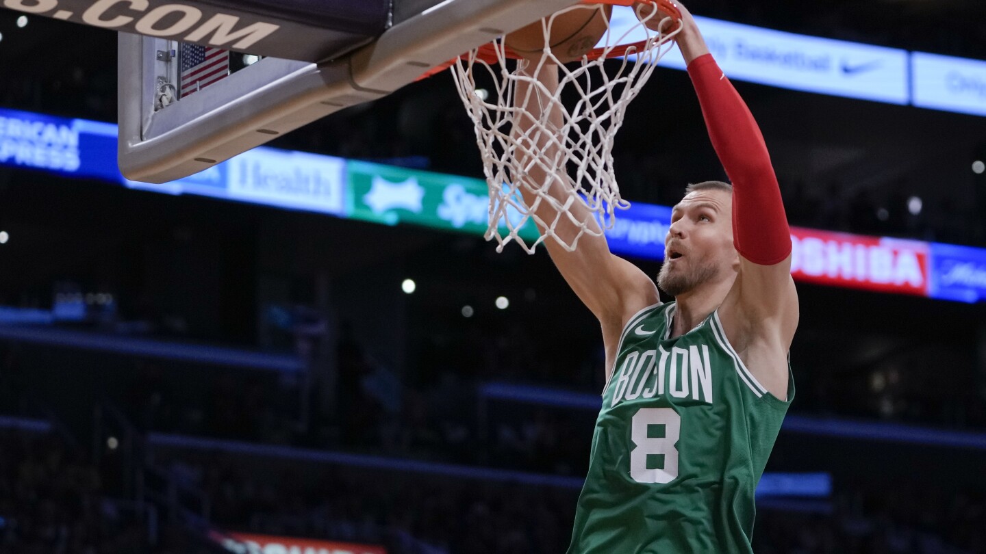 Porzingis et les Celtics démarrent fort lors de la victoire 126-115 du jour de Noël contre Davis et les Lakers