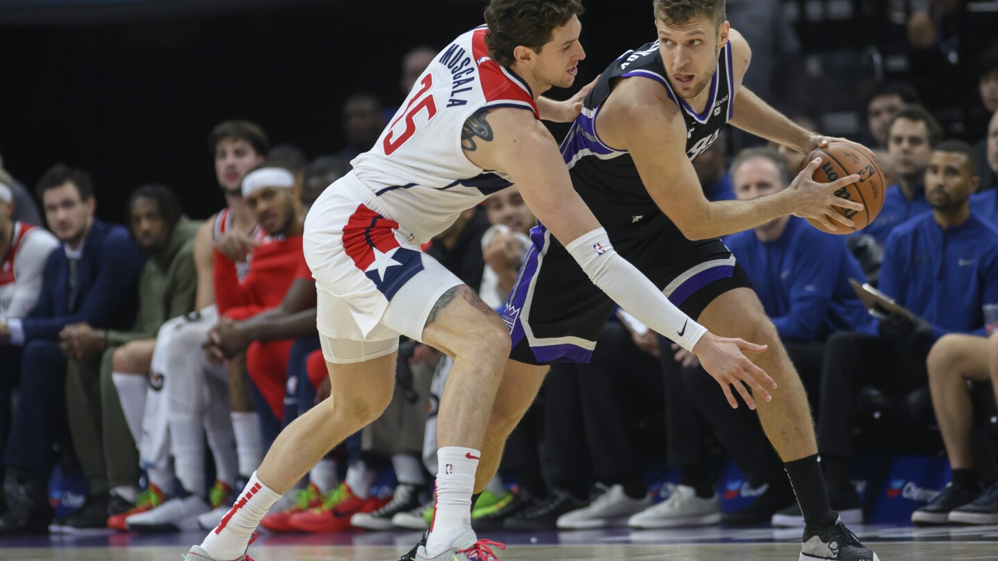 Un autre triple-double pour Domantas Sabonis envoie les Kings devant les Wizards 143-131