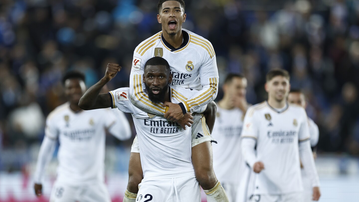 Un but dans les arrêts de jeu remet le Real Madrid en tête du championnat espagnol après que Gérone soit détenue par le Real Betis