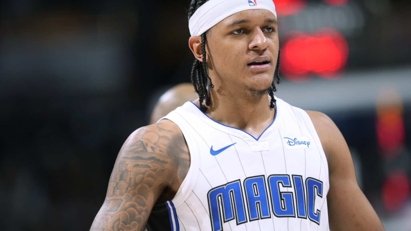 Banchero enregistre son premier triple-double et réussit des lancers francs alors que Magic repousse les Nuggets 122-120