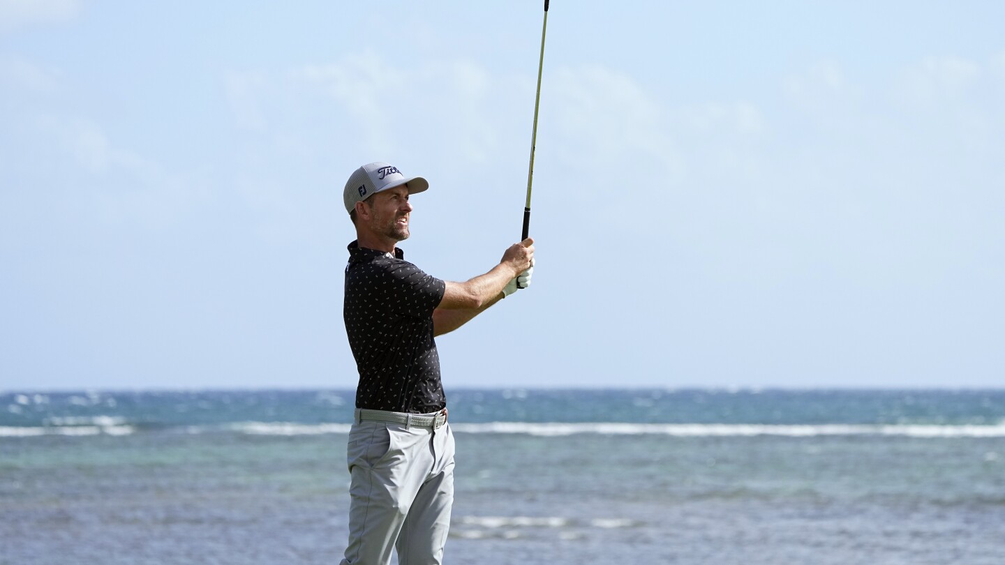 Epson Tour propose un programme de 20 événements et un record pour la plupart des bourses supérieures à 300 000 $.  Webb Simpson écrit des lettres