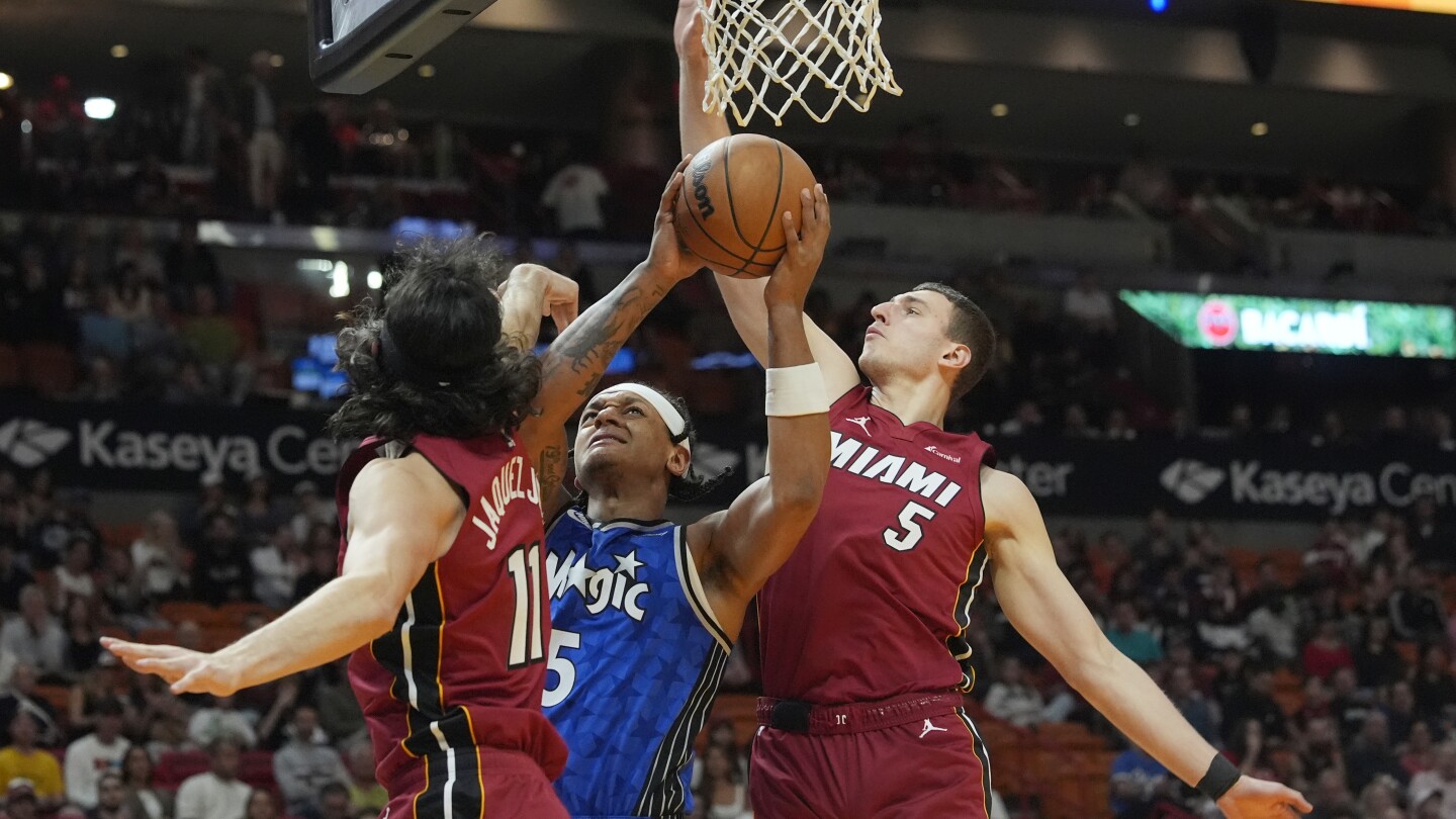 Heat obtient le panier d'Adebayo et domine Magic 99-96 dans un rare match à faible score cette saison