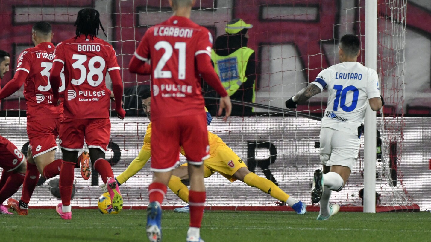 L'Inter, leader de Serie A, s'impose 5-1 chez son voisin Monza.  Les fans font le petit voyage en scooter