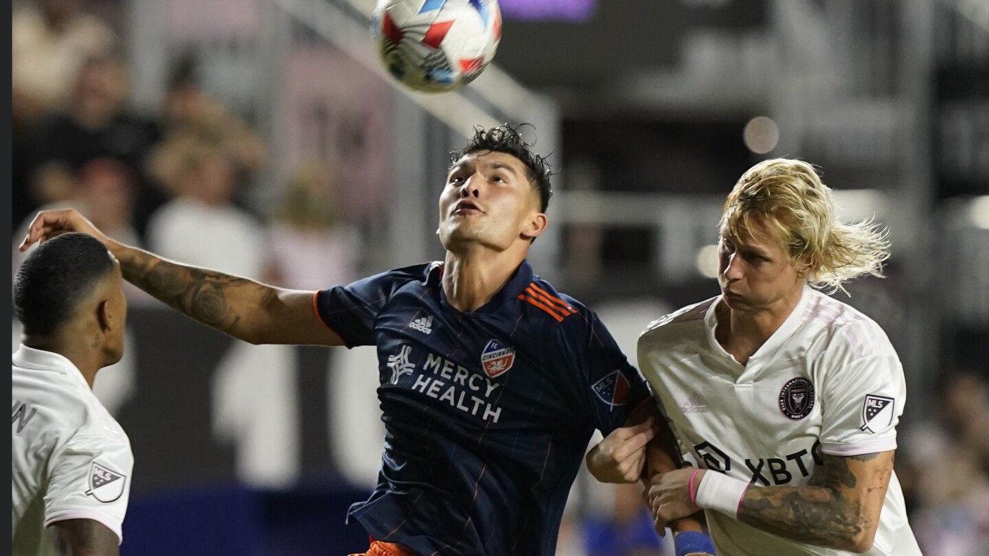 L'attaquant américain Brandon Vázquez transféré de Cincinnati à Monterrey au Mexique