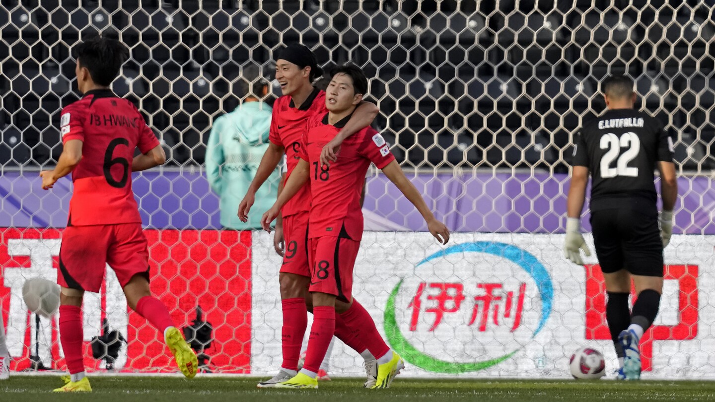 Lee Kang-in du PSG marque deux fois lors de la victoire 3-1 de la Corée du Sud contre Bahreïn en Coupe d'Asie