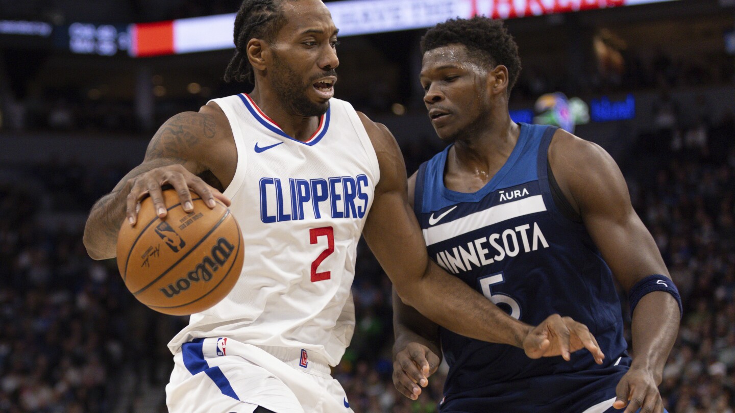 Les T-Wolfs résistent aux Clippers 109-105 avec l'aide d'Edwards et Gobert