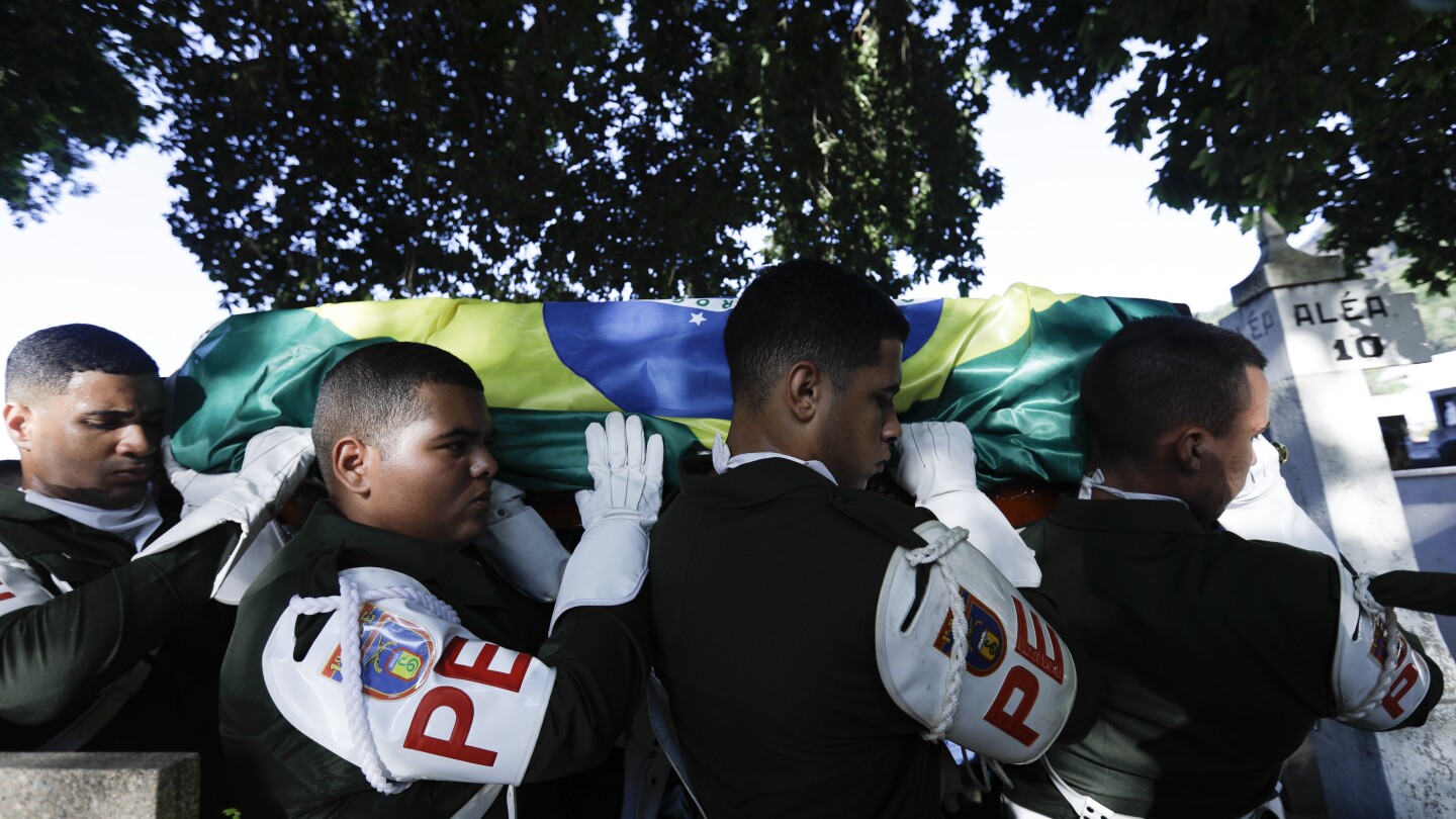Mario Zagallo enterré au cimetière de Rio alors que le Brésil rend un dernier hommage au grand champion de la Coupe du monde