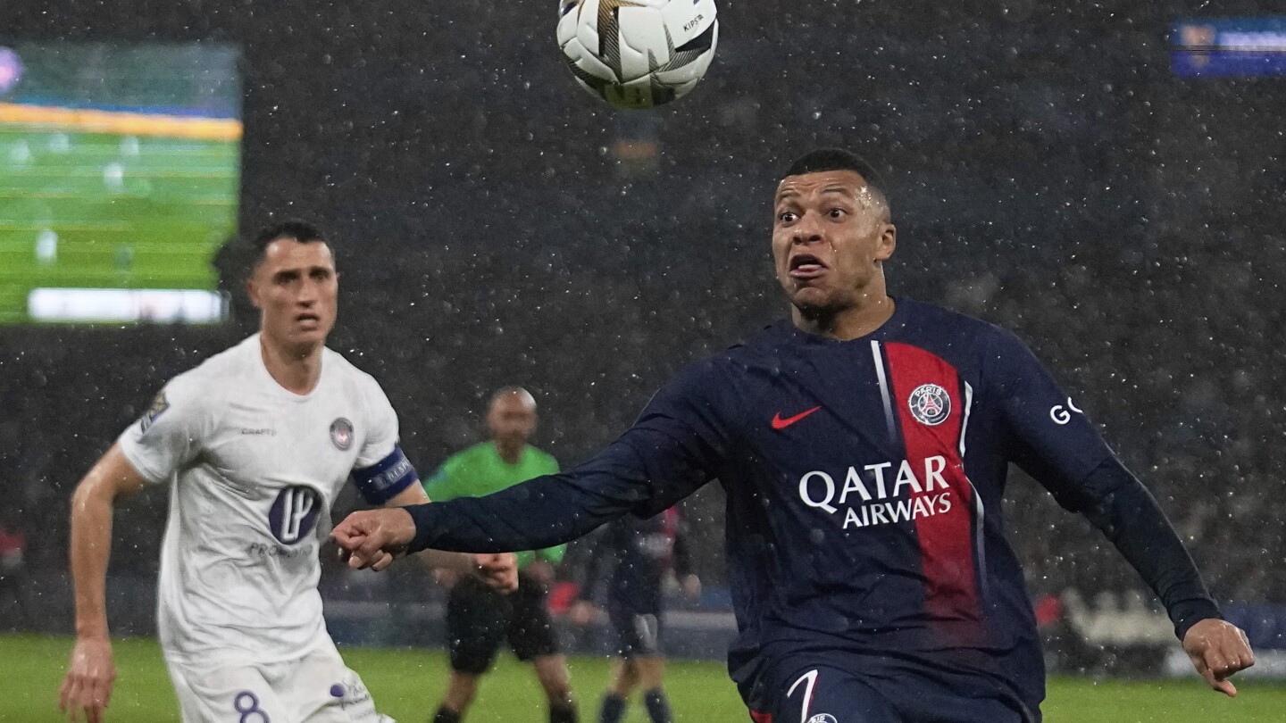 Mbappé donne au PSG une lueur d'espoir de rester