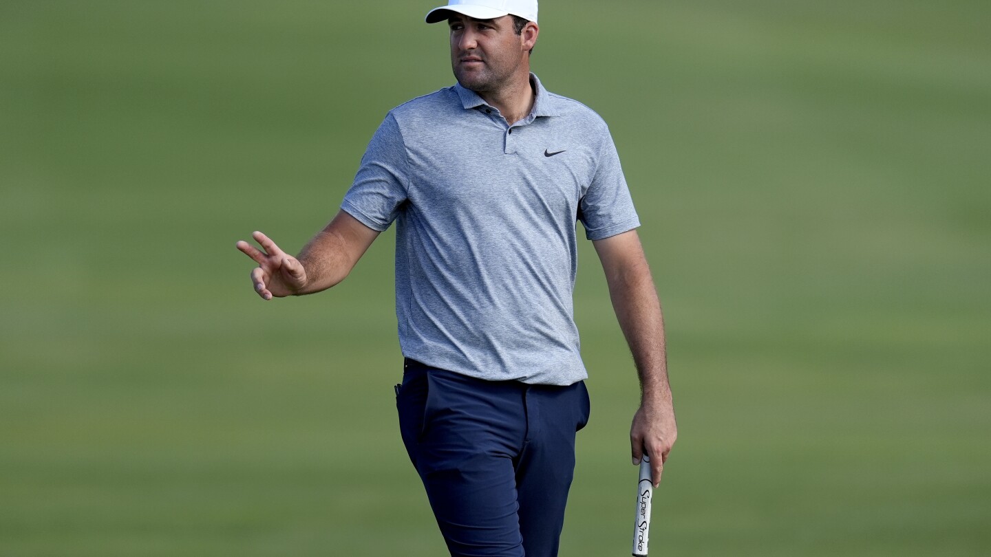 Nouvelle année, même Scottie Scheffler.  Il en a 64 pour se forger une avance d'un coup à The Sentry