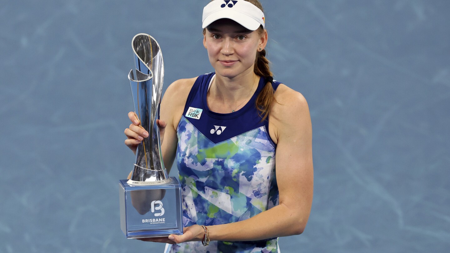 Rybakina attaque Sabalenka pour remporter le Brisbane International.  Dimitrov remporte son premier titre en six ans