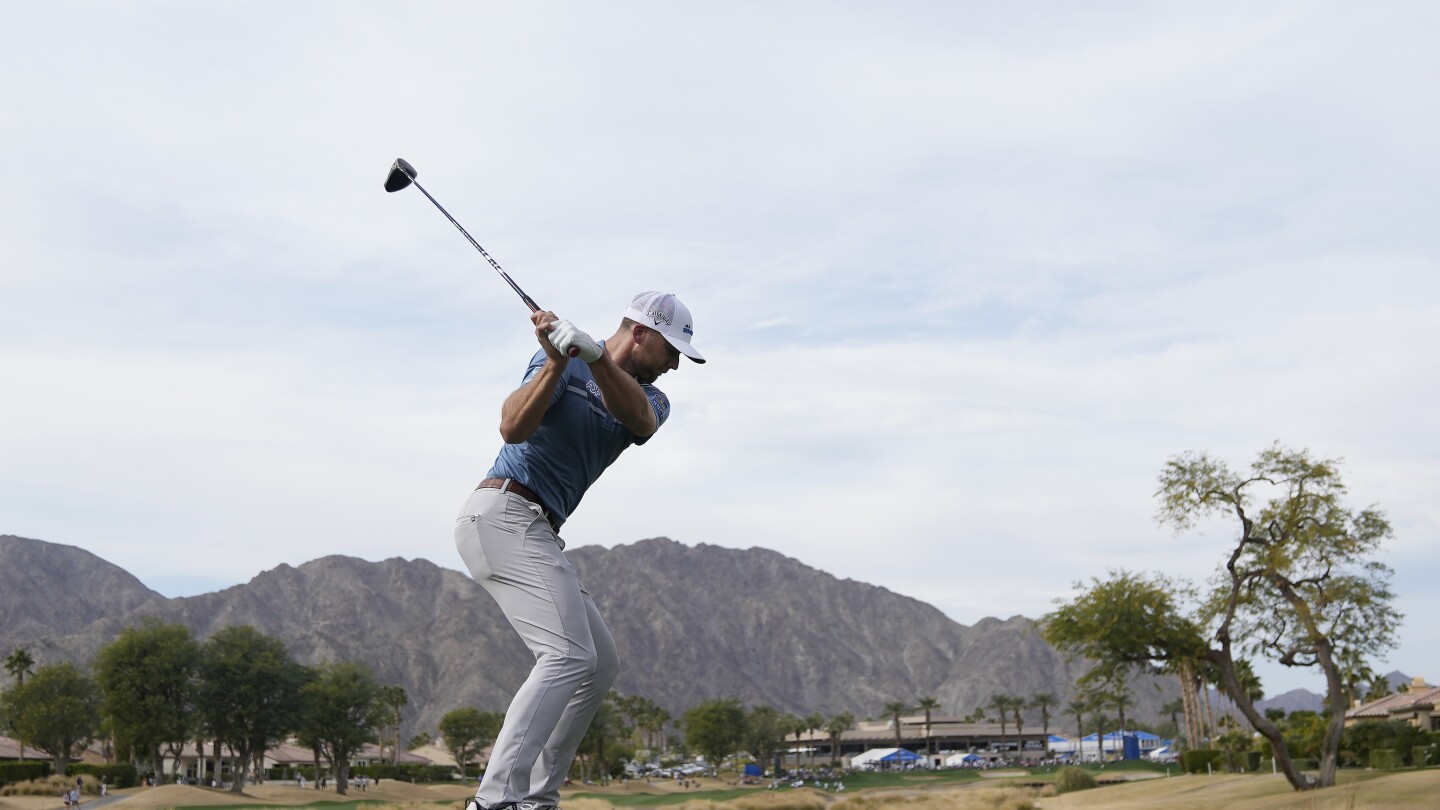 Sam Burns en tire 61 et mène l'American Express avec l'amateur Nick Dunlap dans la chasse