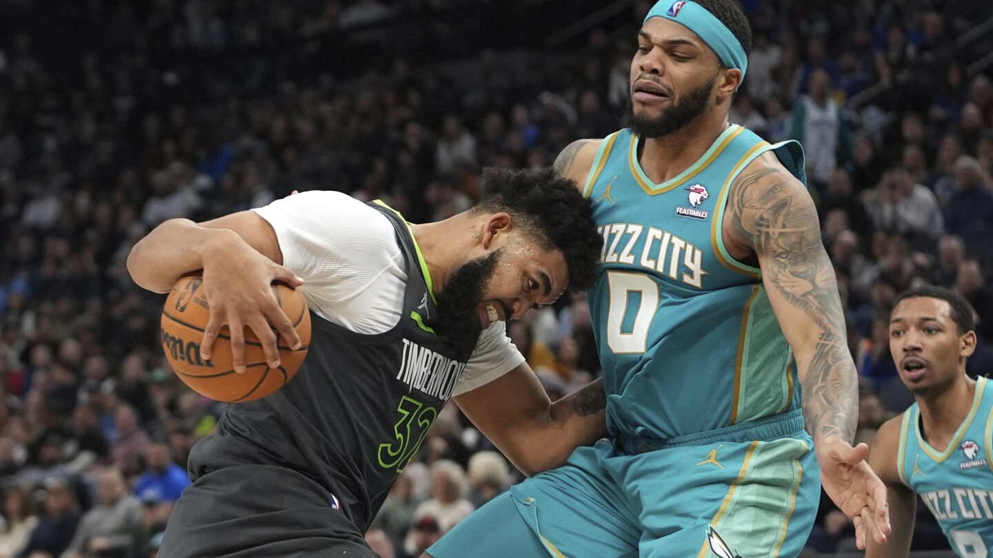 Towns marque un record de franchise de 62 points, mais les Hornets se rassemblent pour une victoire de 128-125 contre les Timberwolves
