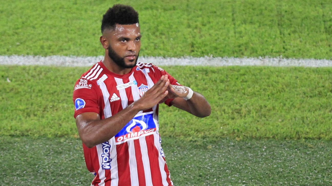 La phrase de Borja qui excite Junior à propos de son retour