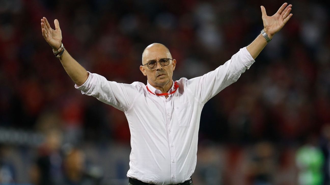 Arias à propos de la cravate de Junior: "Nous ne sommes pas satisfaits parce que nous avons perdu deux points"