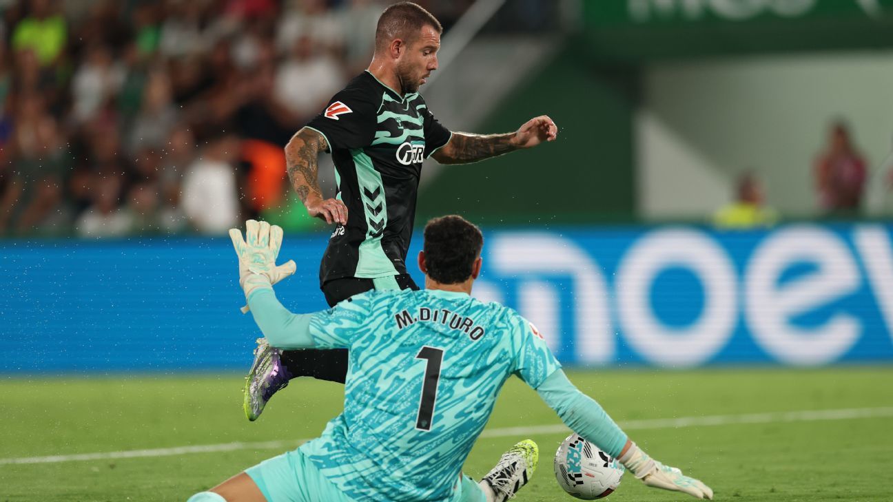 La Betis de Pellegrini n'est pas allée de la cravate avec Elche dans ses débuts à Laliga