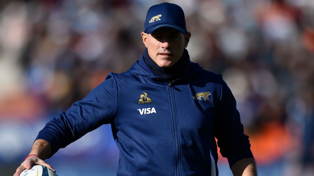 Qu'a dit Felipe Contipepomi sur la communication avec les arbitres après les échecs contre les Wallabies?