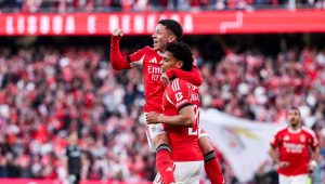 Benfica contre Vitória : Richard Ríos brille avec deux passes décisives au Portugal