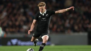 Damian McKenzie rejoint la polémique sur les critères de sélection chez les All Blacks
